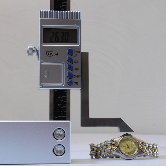 Berenger Classic Two Tone Quartz Analog Women's Watch Sz. 6 1/4" New Battery - Picture 9 of 10